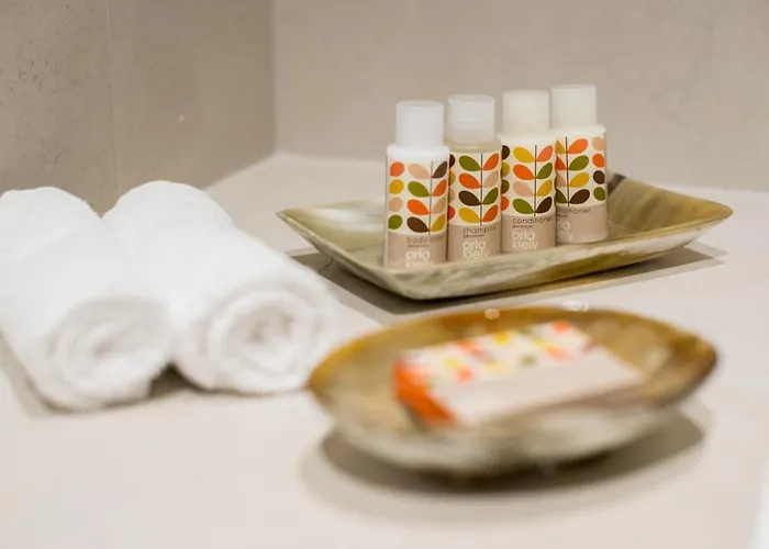 宾馆 The Inn At South Stainley 4*